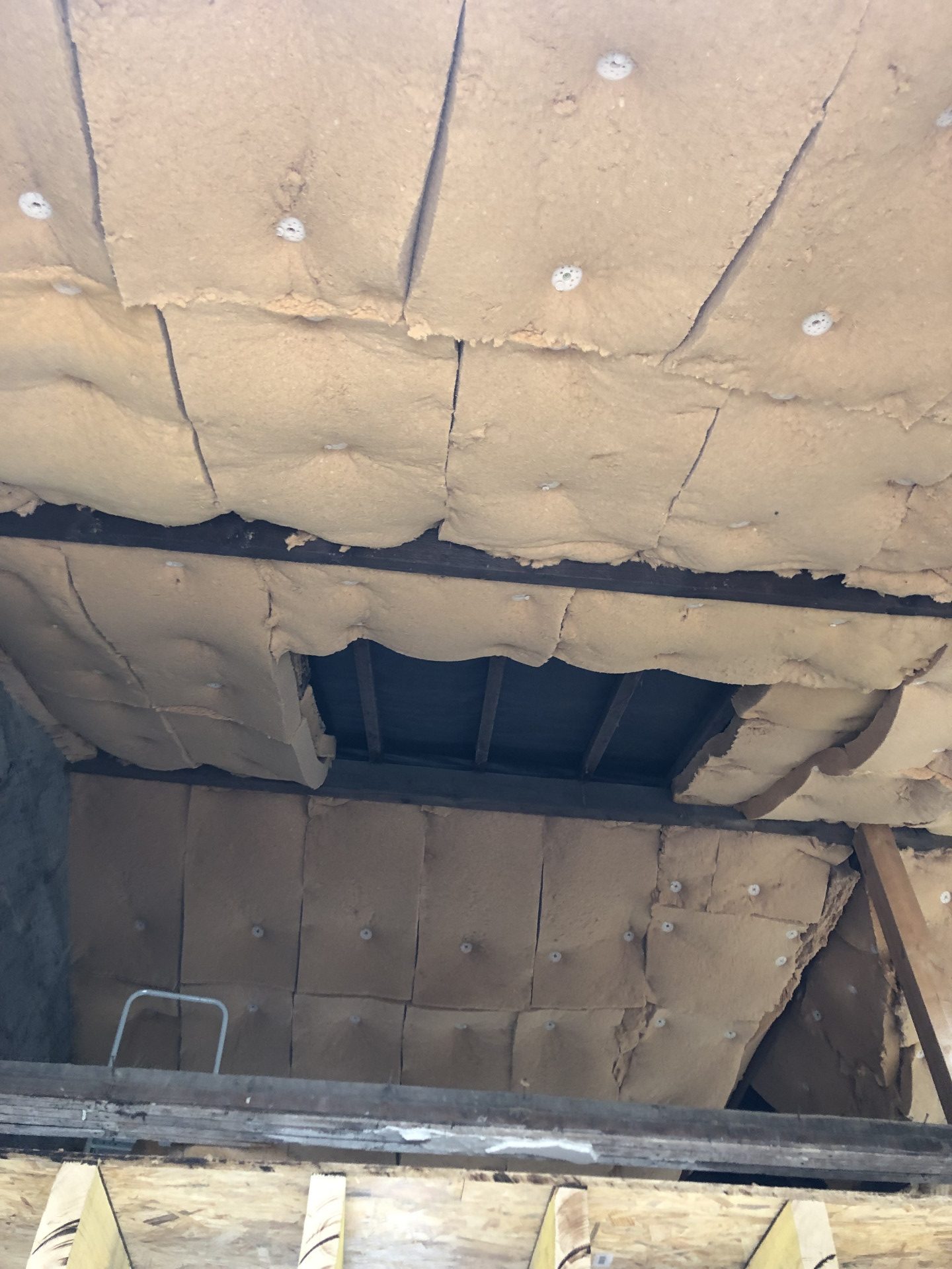 Plafond sous toit